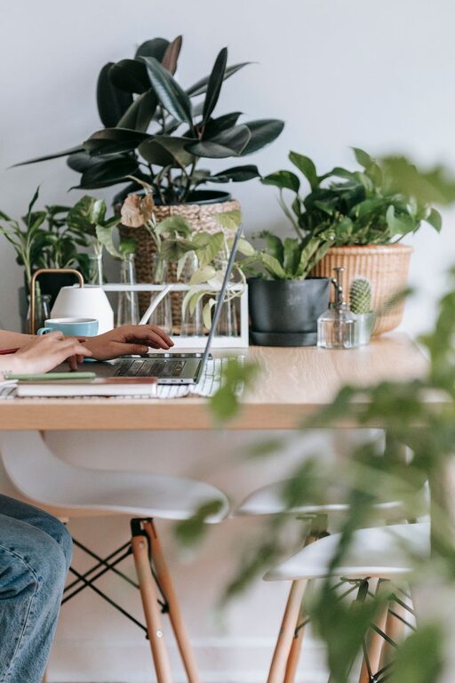 Create a Cosy and Inviting Home Office Space with These Simple Tips