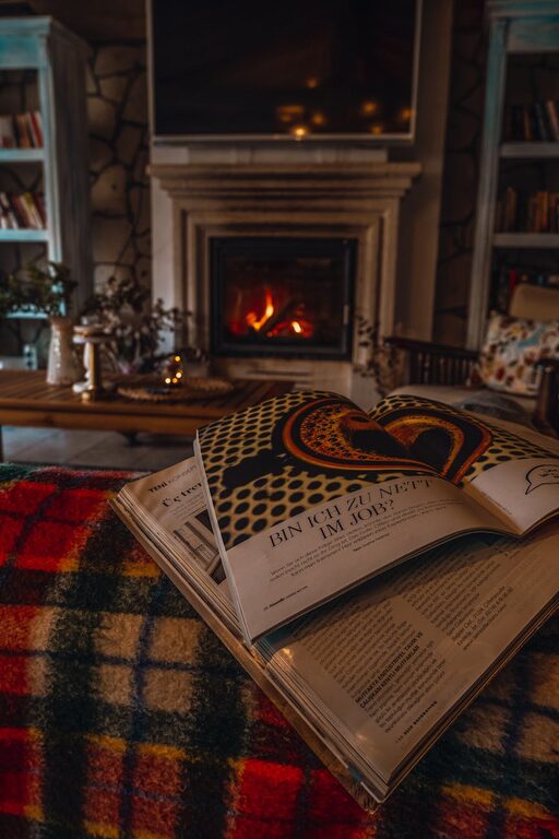 How to Create a Cozy and Inviting Living Space on a Budget